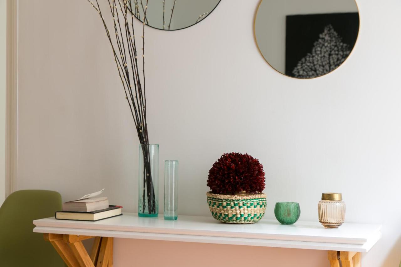 The Graceful Escape Apartment Lisbon Bagian luar foto