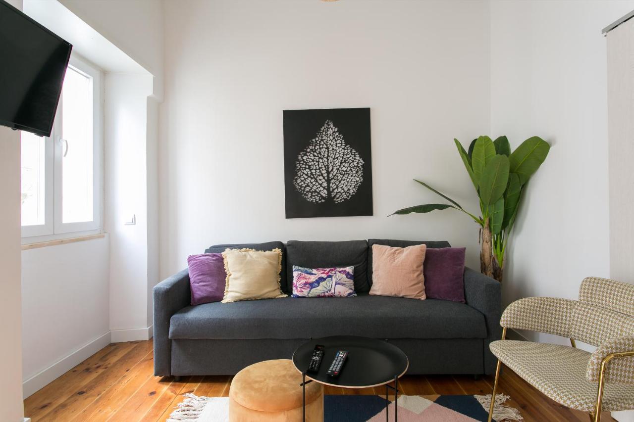 The Graceful Escape Apartment Lisbon Bagian luar foto