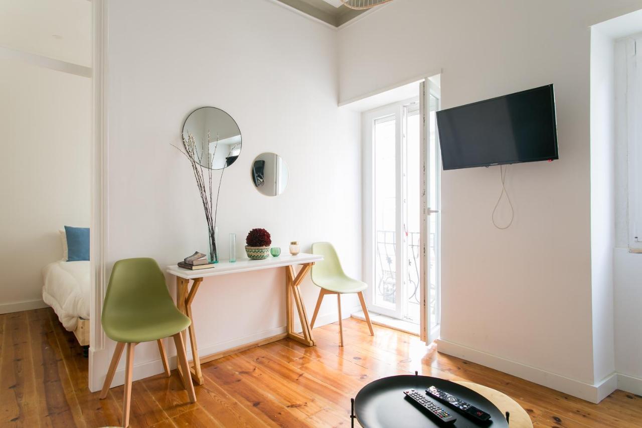 The Graceful Escape Apartment Lisbon Bagian luar foto