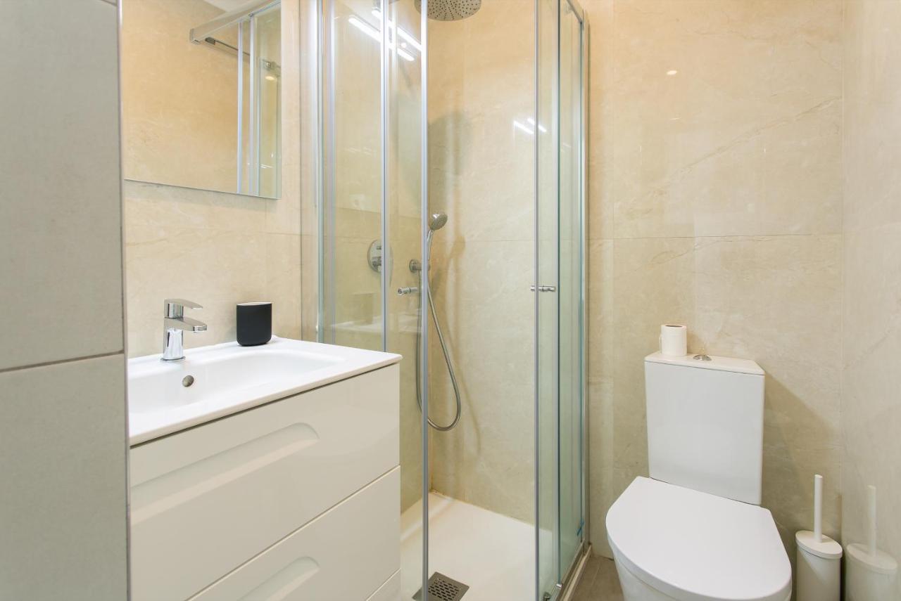 The Graceful Escape Apartment Lisbon Bagian luar foto